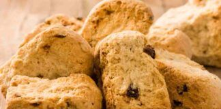 Biscotti al muesli diversifichiamo un po', basta con le solite ricette!