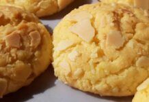 Biscotti di marzapane cocco e mandorle