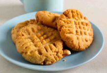 Biscotti di riso e latte: nulla di più buono a colazione, friabili e fragranti, pura magia Biscotti di riso e latte nulla di più buono a colazione, friabili e fragranti, pura magia