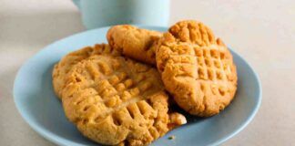 Biscotti di riso e latte nulla di più buono a colazione, friabili e fragranti, pura magia