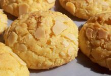 Biscotti morbidi con cocco e mandorle