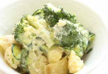 Broccoli, cetrioli e patate: sono i protagonisti di questo speciale contorno Broccoli, cetrioli e patate sono i protagonisti di questo speciale contorno