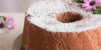 Chiffon cake alle mele: alta, buona ed elegante. Che aspetti, mettiti all'opera!