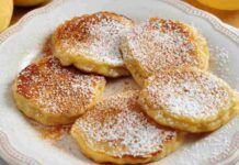 Focaccine di mele morbidissime cotte al forno: alla prima, sei fritto!