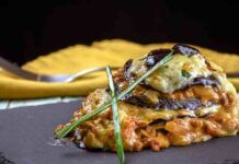 Lasagna di melanzane filante e morbida, leggera e buona. Non devi friggere nulla!