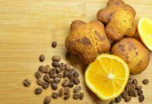 Muffin light all'arancia e caffè
