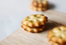 Pasticcini da tè alla vaniglia, golosi e semplici ma soprattutto morbidissimi, ecco perchè Pasticcini da tè alla vaniglia