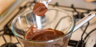 Sciogliere a bagnomaria il cioccolato senza sbagliare