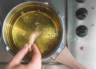 Senza termometro puoi controllare la temperatura dell'olio ecco i metodi super efficaci!