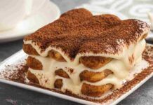 Ti faccio un tiramisù senza mascarpone, leggero ma super top! Provalo! Ti faccio un tiramisù senza mascarpone, leggero ma super top! Provalo!