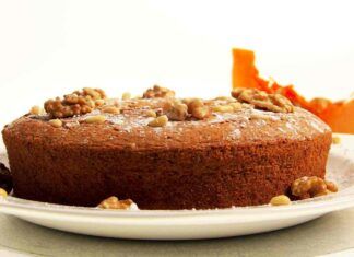 Torta di zucca cacao e noci