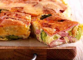 Torta rustica con broccoli e pancetta croccante fuori e morbidissima dentro