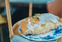 Tortina veloce con la pasta sfoglia, un capolavoro di crema e frutta fresca irresistibile Tortina veloce con la pasta sfoglia 20230312 Ricettasprint