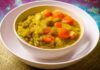 Zuppa di piselli e carote perfetta per un pranzo sano e veloce!