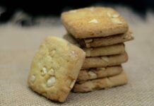 Biscottini spezzafame di soia e mandorle 11042023 ricettasprint