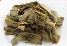 Carciofi trifolati al limone: cotti in padella, sono ancora più buoni! Carciofi trifolati al limone: cotti in padella, sono ancora più buoni!