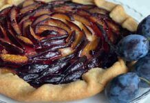 Crostatia di marmellata e prugne 12042023 ricettasprint