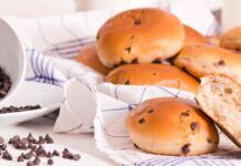 Panini al latte con gocce di cioccolato, altro che merendine confezionate