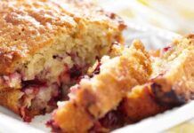 Plumcake alle amarene sciroppate soffice bontà che si scioglie in bocca