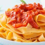 Tagliatelle al pomodoro: semplici e succulenti, sono anche leggerissime!