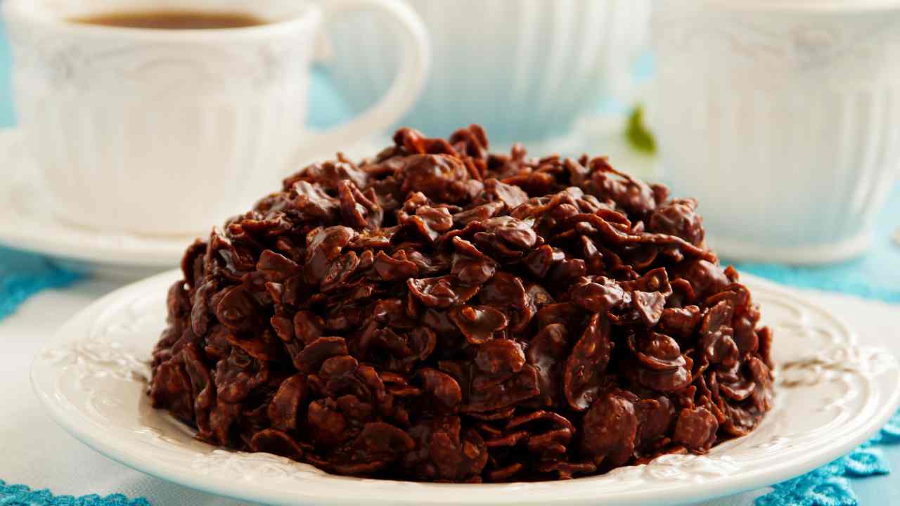 Torta corn flakes al cioccolato la merenda veloce e super golosa per i piccoli di casa!