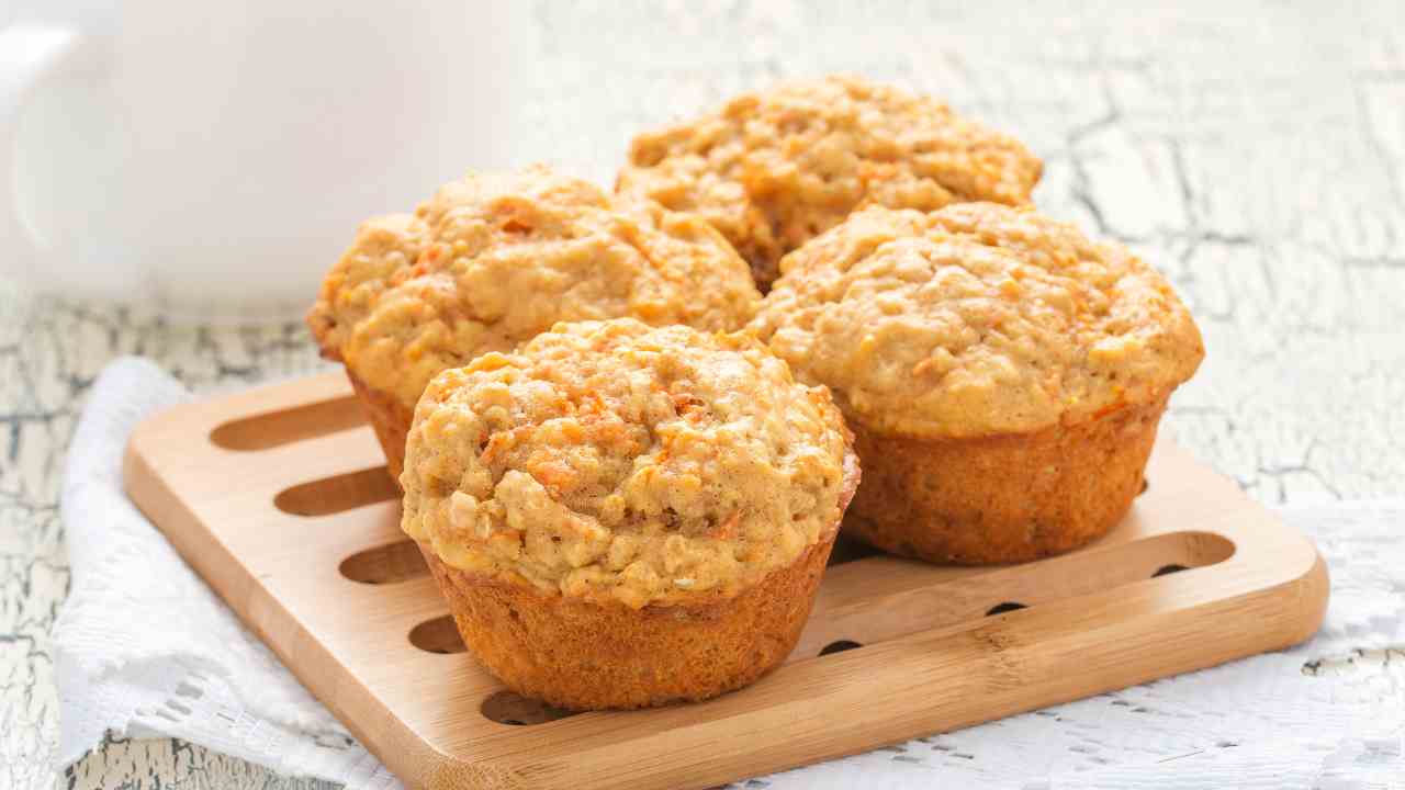 Vuoi preparare i muffin ma non hai i pirottini? Nessun problema, ti dico  come fare! 