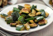 Zucchine a tocchetti in padella: più leggere di così, è impossibile farle!