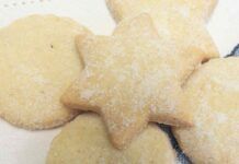 Biscotti della nonna zuccherosi: fragranti, sono ottimi inzuppati nel latte