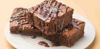 Brownies al cacao e cioccolato| Goduriosi e festosi| Perfetti per il compleanno dei bambini