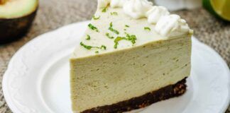 Cheesecake dolce all'avocado: croccantissimo il suo biscotto, morbidissima la sua crema