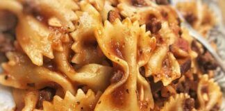 Farfalle al ragù di salsicce 18052023 ricettasprint