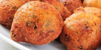 Frittelle di formaggio| Filanti dentro, croccanti fuori| sono l'aperitivo più buono che c'è