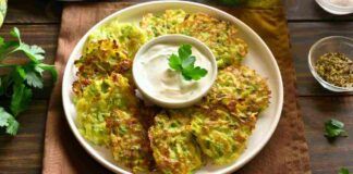 Frittelle di zucchine light ecco quello che ci vuole per stuzzicare l'appetito, ma senza ingrassare