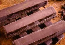 Kit Kat fatti in casa cioccolatosi| pronti in un lampo| la merenda da provare subito