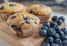 Muffin ai mirtilli e noci light| morbidissimi, genuini e gustosi| morso dopo morso, il tuo cuore ringrazia