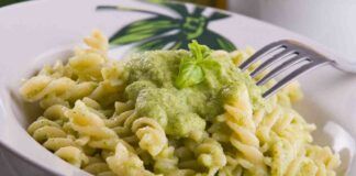 Pasta alla crema di zucchine |cremosa, saporita, è in tavola in 5 minuti