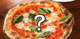 Quanto si paga per una pizza a casa ed in pizzeria?