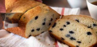 Plumcake ai mirtilli soffice| e pronto subito| il peccato di gola con poche calorie