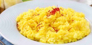 Risotto alla milanese con il cipollotto, e lo zafferano lascerà tutto il suo aroma