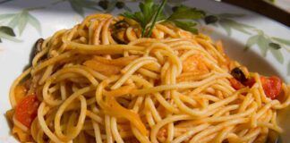 Spaghetti fiori di zucca pomodorini e cozze 17052023 ricettasprint
