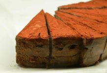 Torta creosa di ricotta cannella e cioccolato 11052023 ricettasprint