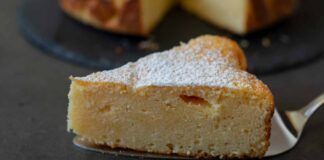 Torta di mele grattugiate: morbidissima e delicata, è la ricetta della nonna intramontabile