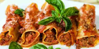 Cannelloni al ragù | succulenti e inebrianti | e concediti un peccato di gola ogni tanto