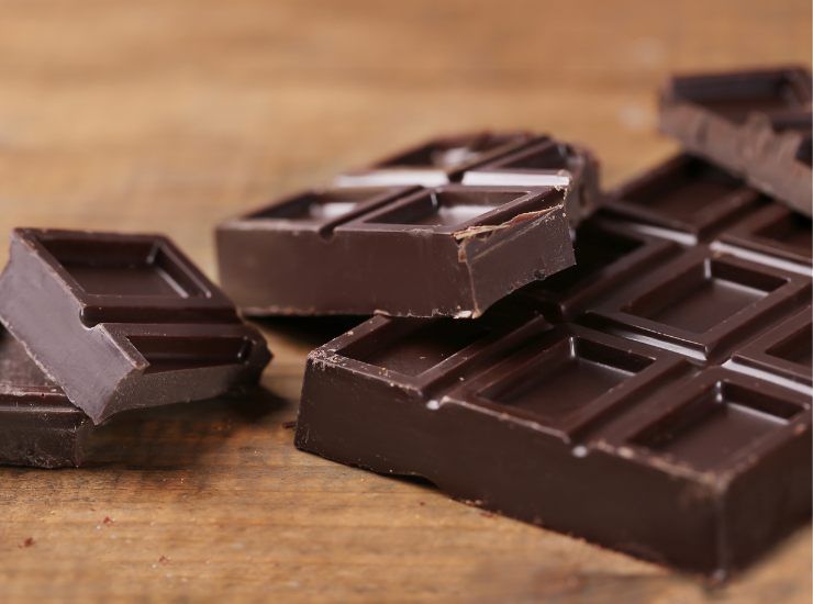 Budino al cioccolato | tenero e fresco | più lo mandi giù e più ti tira su. Foto di Ricetta Sprint