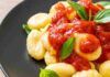 Gnocchi senza patate| leggerissimi e succulenti| non li ha neanche gettati, che sono già pronti!