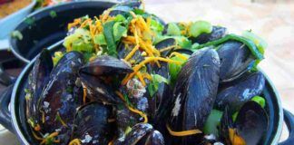 Impepata di cozze con insalata di verdure 06062023 ricettasprint