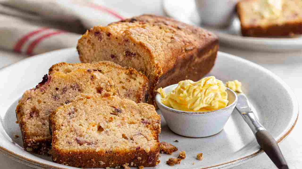 Plumcake alle ciliegie non uso i soliti ingredienti, questa ricetta la devi subito salvare!