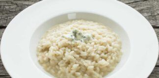 Risotto al gorgonzola| cremoso e avvolgente | invitante, è in tavola in pochi minuti