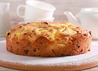 Torta ananas e gocce di cioccolato farai impazzire la tua famiglia e non solo!