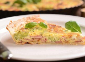 Torta zucchine e prosciutto con questa si che ti risolvo la cena in men che non si dica!